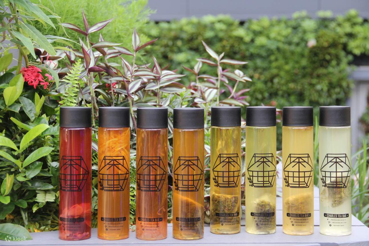 Languiren Oolong Tea at Charles Tea Bar in Kwai Fong