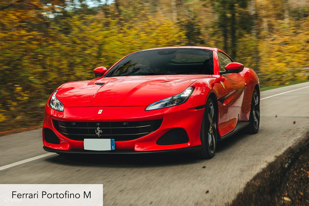 Guida di 20 minuti a bordo di una supercar lungo la spiaggia della Barceloneta