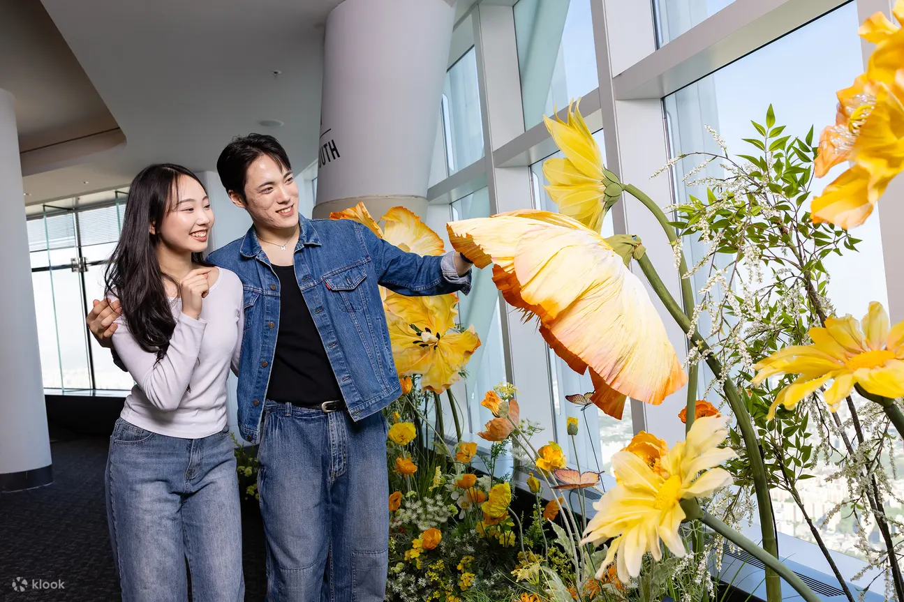 “花之观景台”——在117层的花之天空，体验盛开的宇宙巨花。