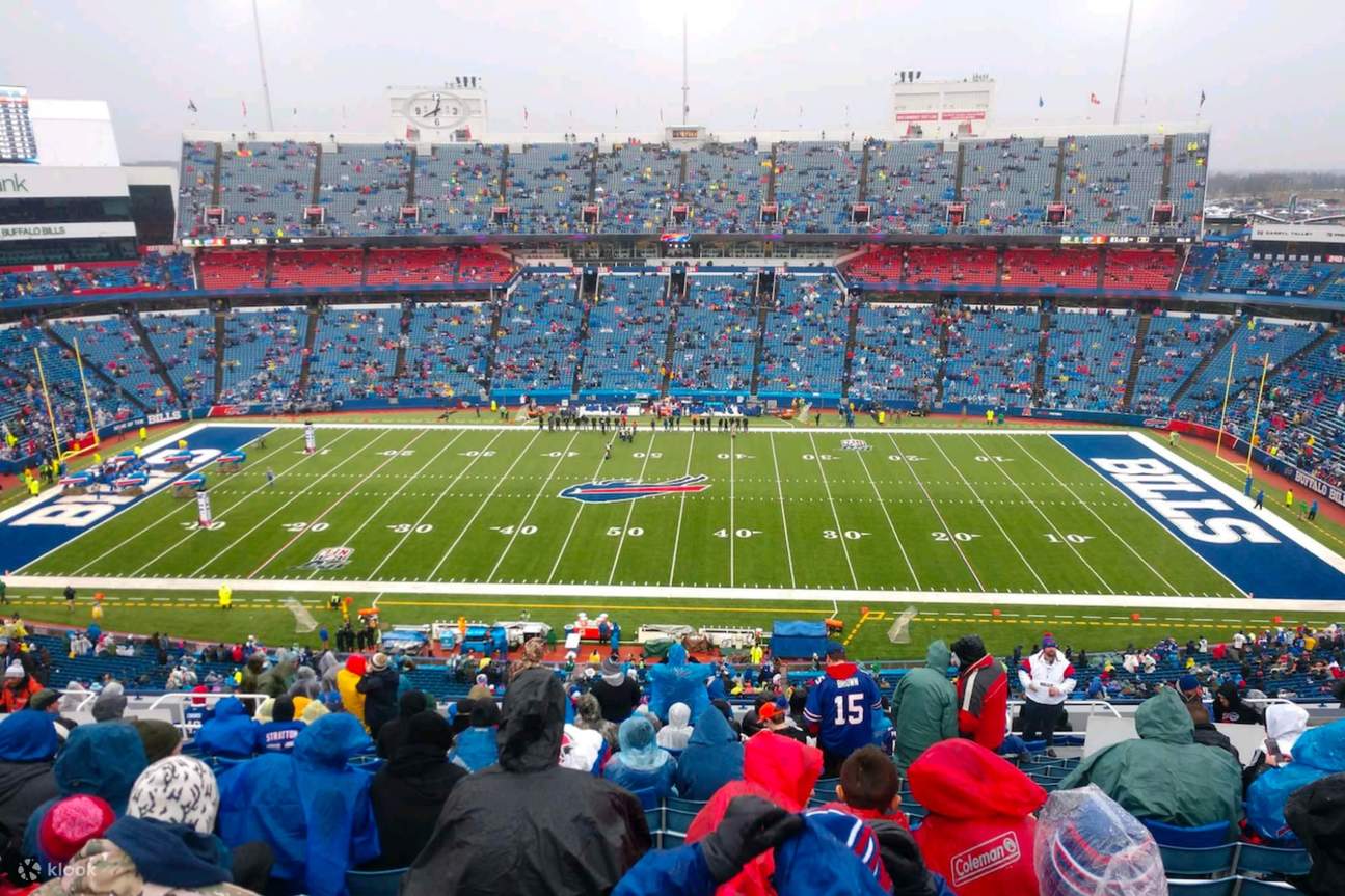 Para peminat berkumpul, bersorak dan meraikan, menjadikan setiap perlawanan sebagai tontonan yang tidak dapat dilupakan