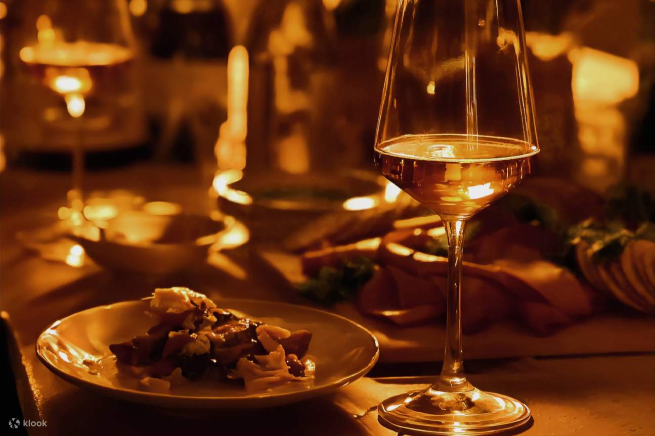 Expérience de dégustation de vins canadiens 