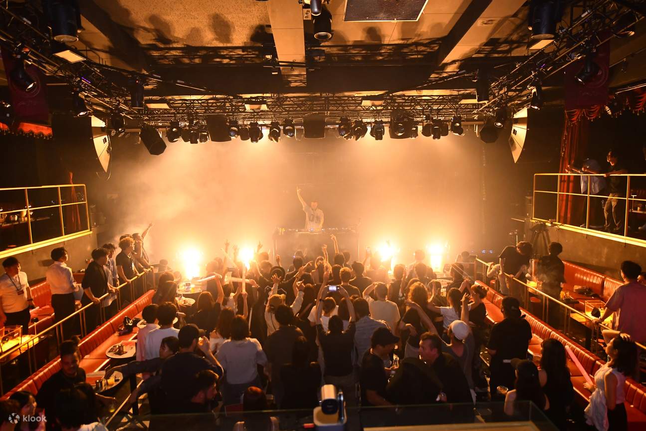 Osaka: Biglietto per PICCADILLY PREMIUM Live Show & Nightclub