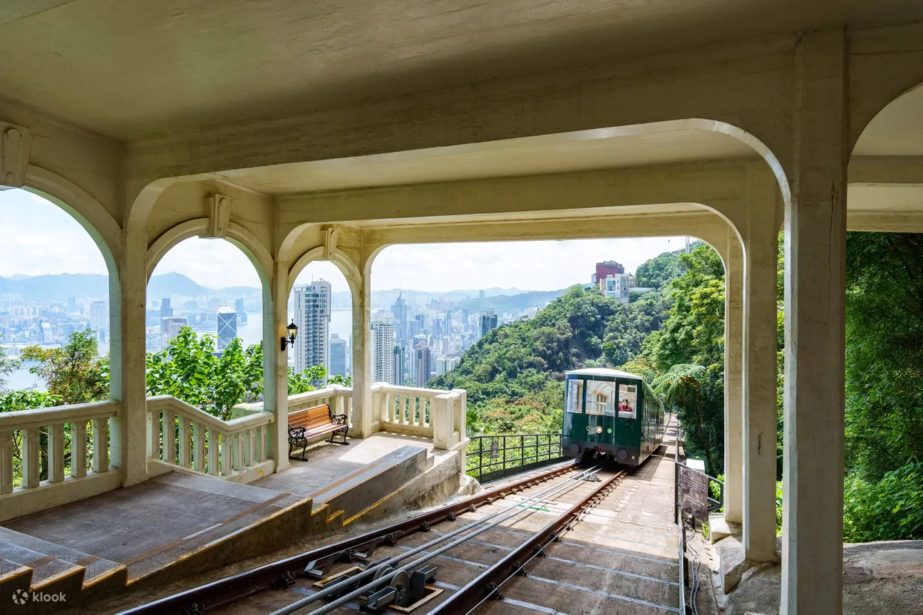 第六代山顶缆车套票或凌霄阁摩天台428门票-香港太平山顶