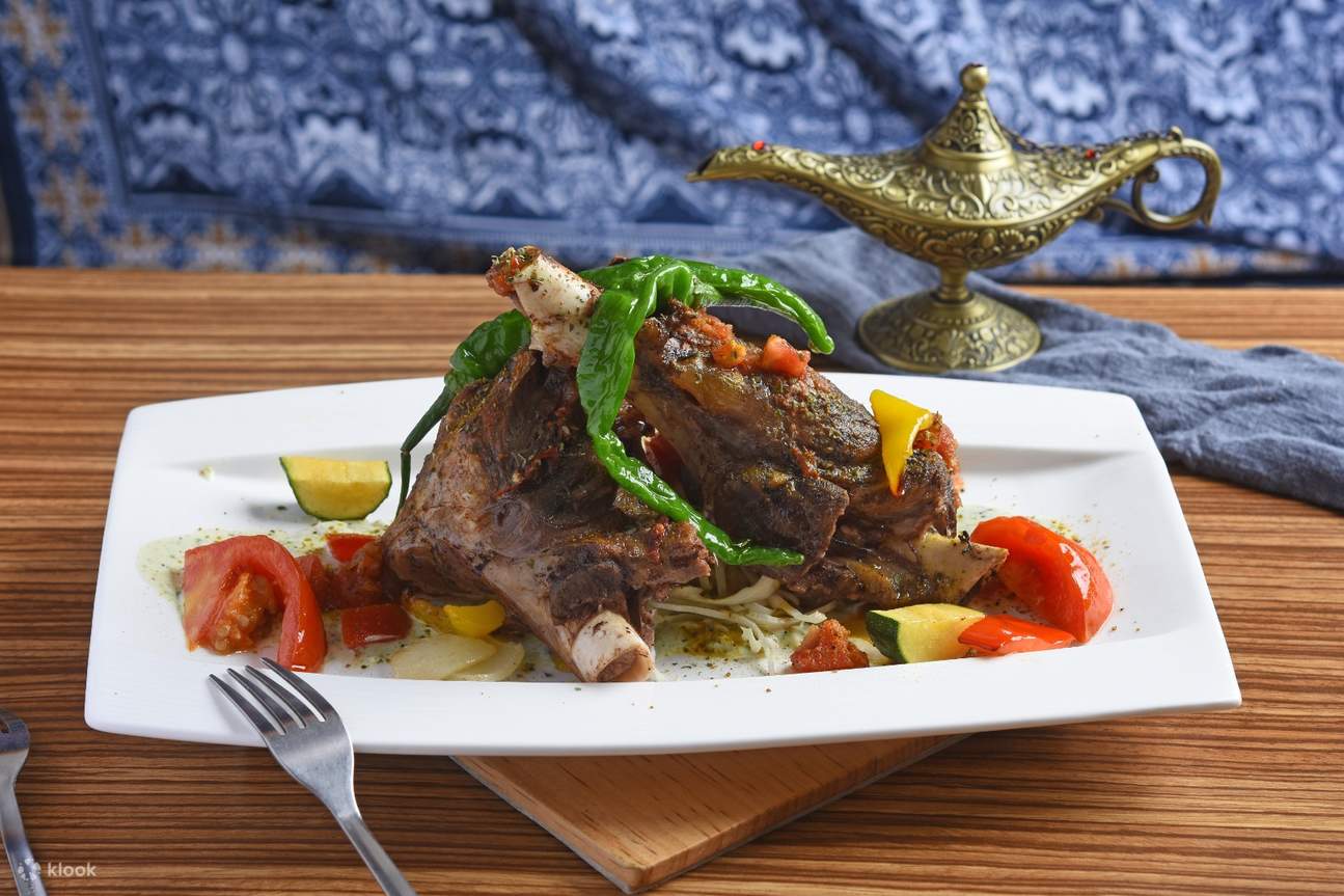 Kaki Domba Panggang Padang Pasir Yordania