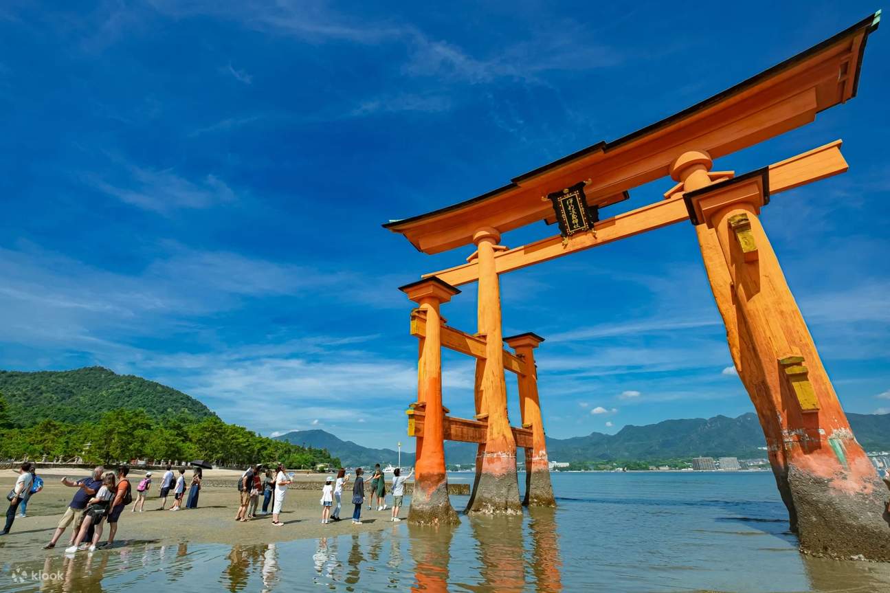 1日 宮島 & 岩国ツアー：日本の最も象徴的な場所を巡る旅 | Klook