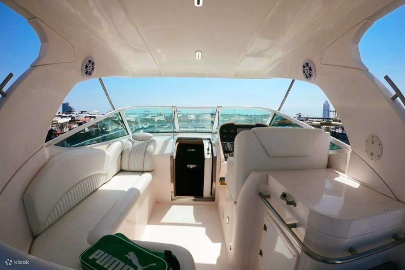 Excursion en yacht pour bébés en mer Rouge