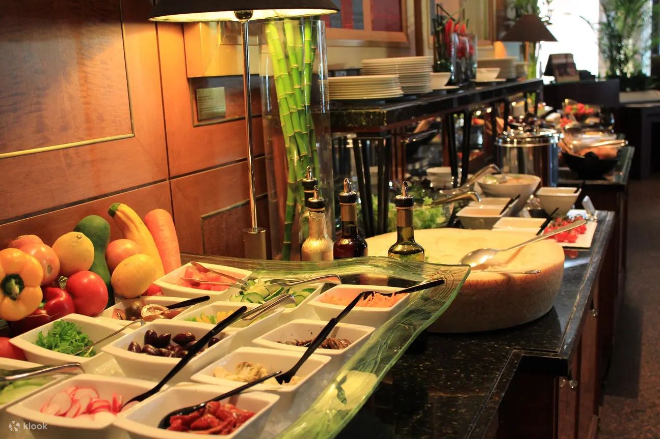 新加坡康莱德酒店（Conrad Singapore Marina Bay）大堂酒廊和露台