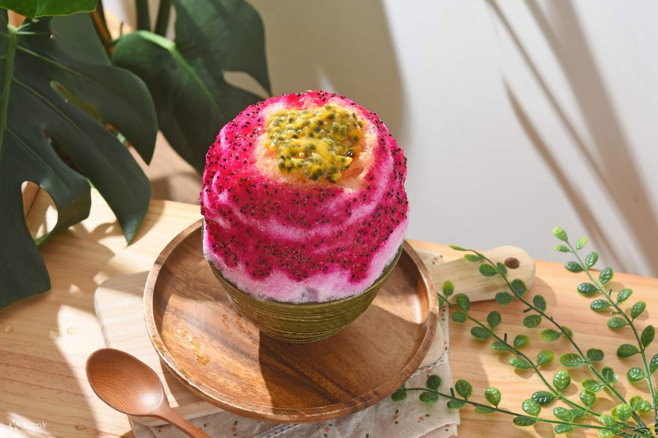 Mid-Summer at Jabin in Zhongshan Station