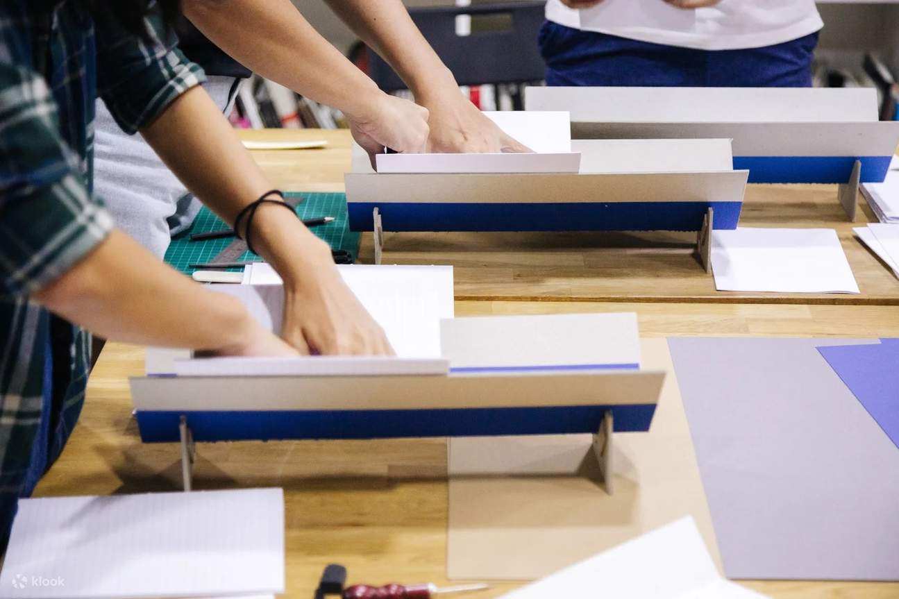 Bengkel Penjilidan Buku oleh Based Book Arts