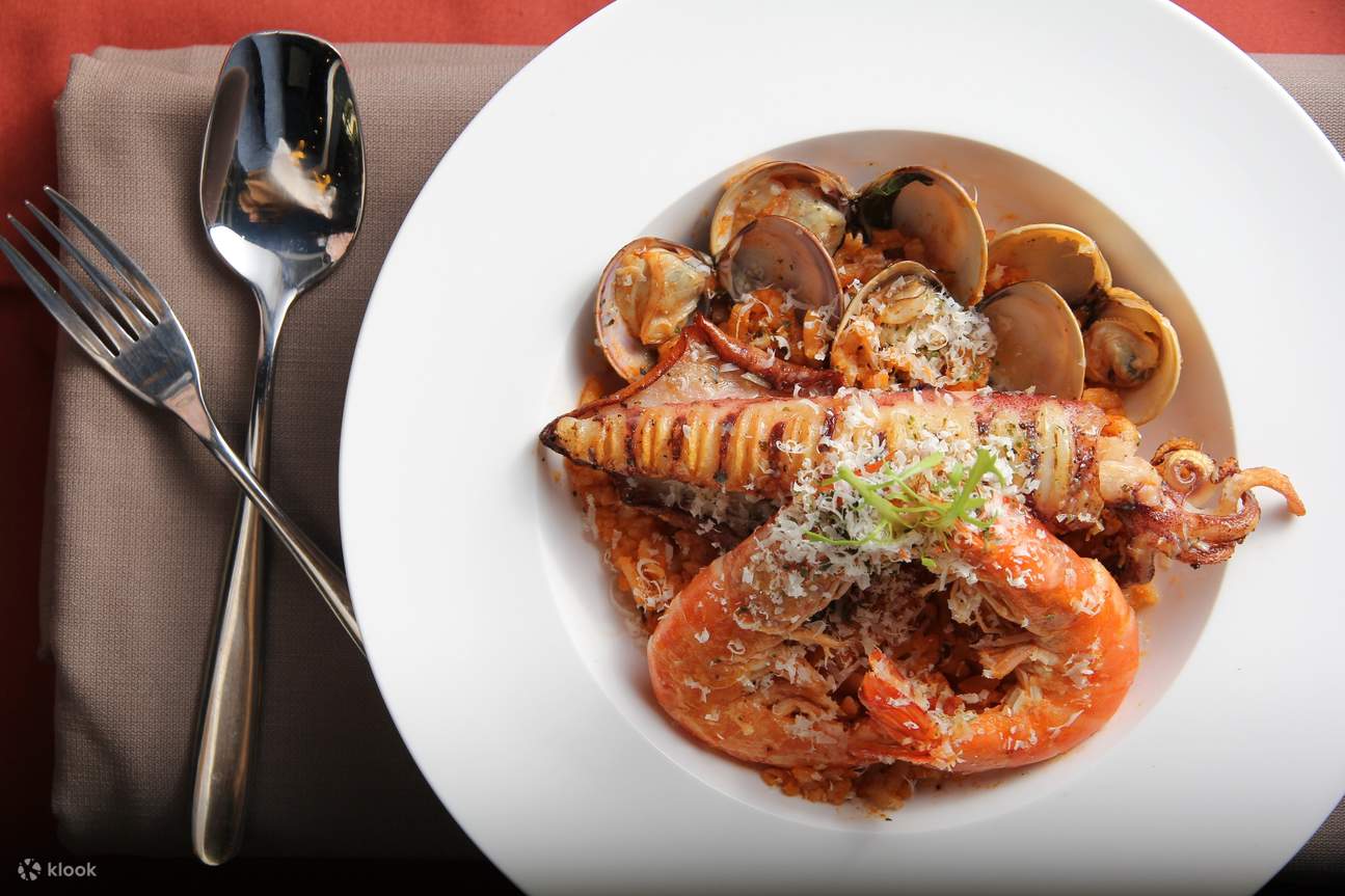 Perkhemahan Butik Teluk Miwan