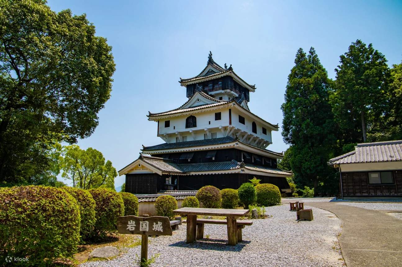 Excursió d'1 dia a Miyajima i Iwakuni: Explorant els llocs japonesos ...
