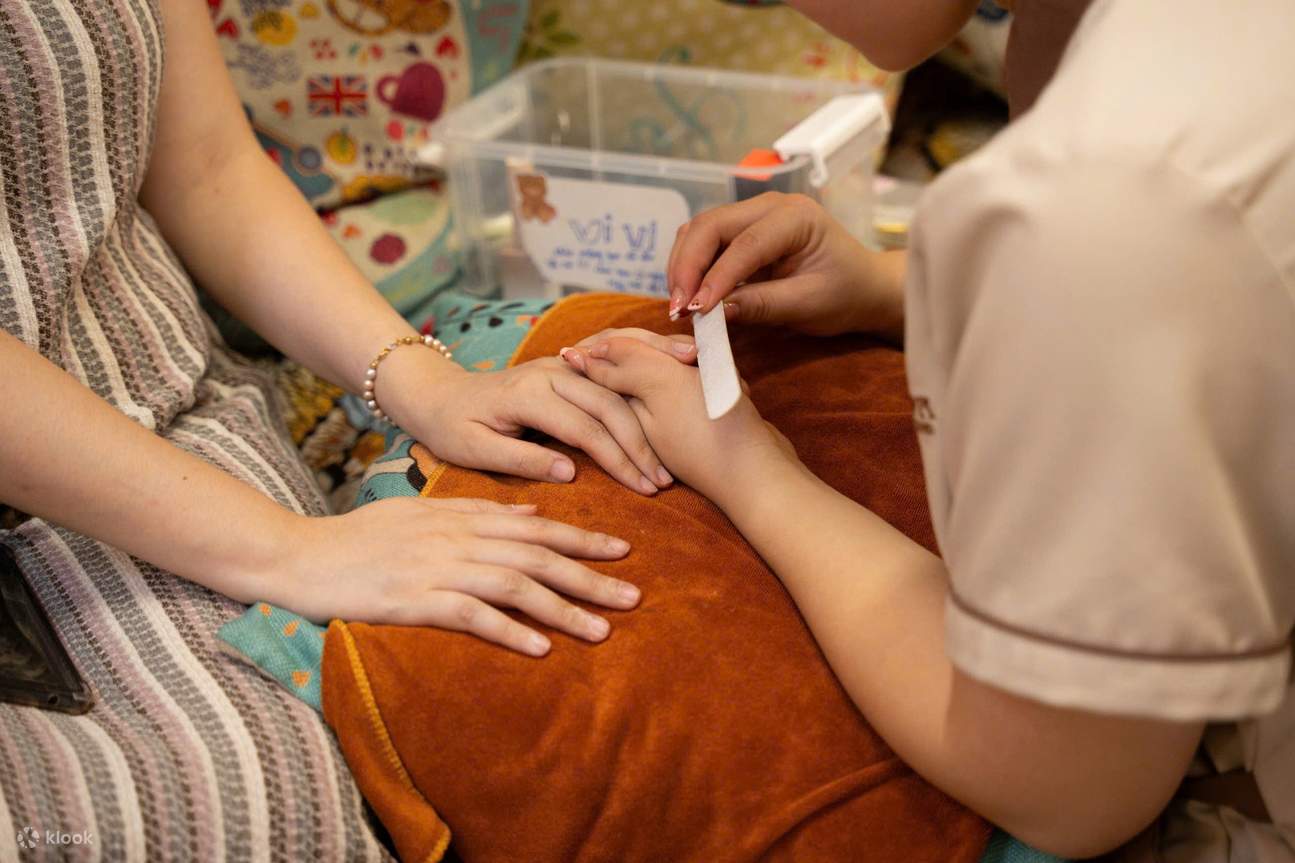 Bee Honey Spa：ダナンでのプレミアムネイル＆スパ体験