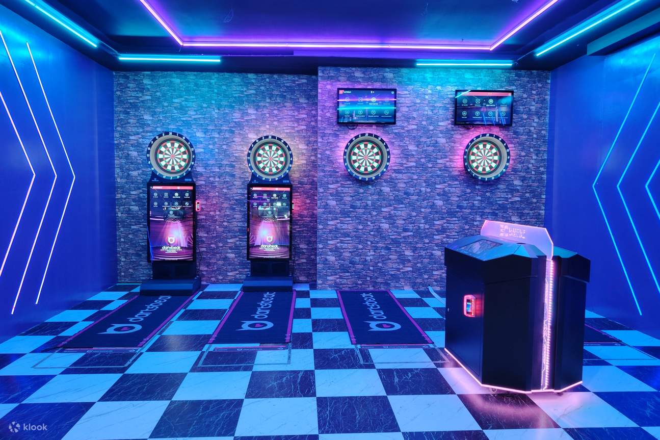 다트 게임 실력을 시험해보고 친구들과 실력 대결을 펼쳐보세요!