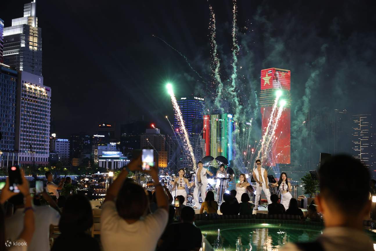 Experiencia de cena de lujo en el crucero Elite del río Saigón