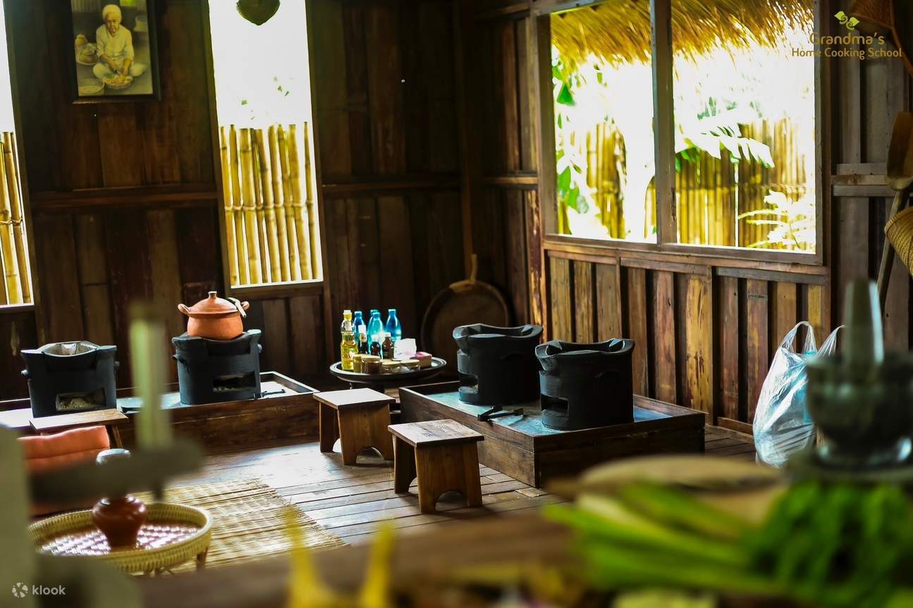 Thai Cooking Classes by Grandma's Home Cooking School