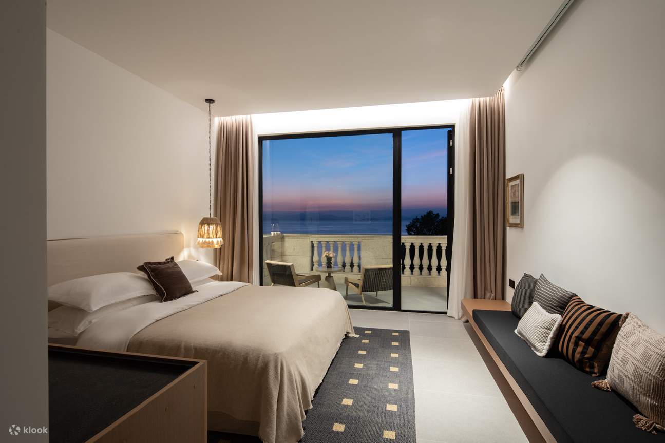 ドームテラス プール キングルーム