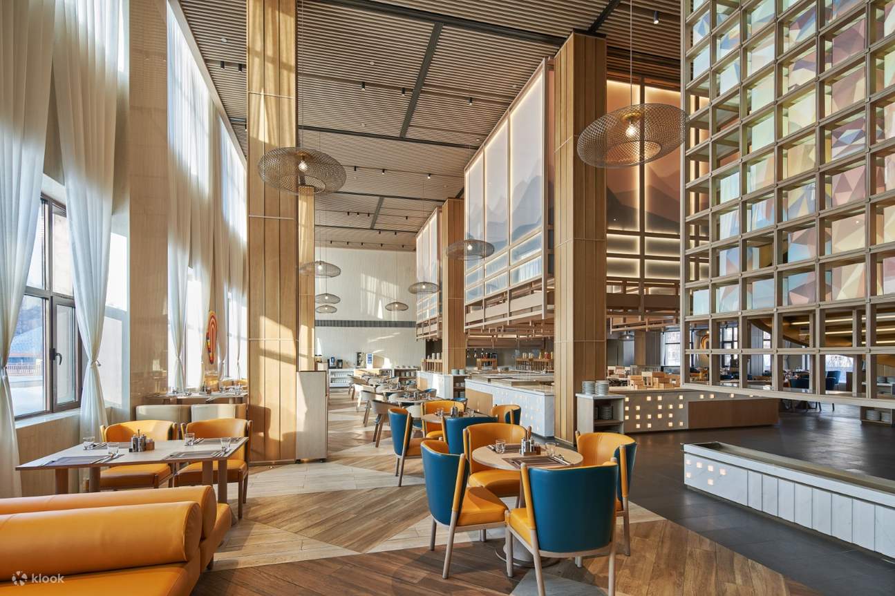 Club Med Changbaishan Resort (Accommodation + All-day Dining + Professional Skiing Lessons + Unlimited Skiing Experience + Hot Spring Center + Evening Parties)