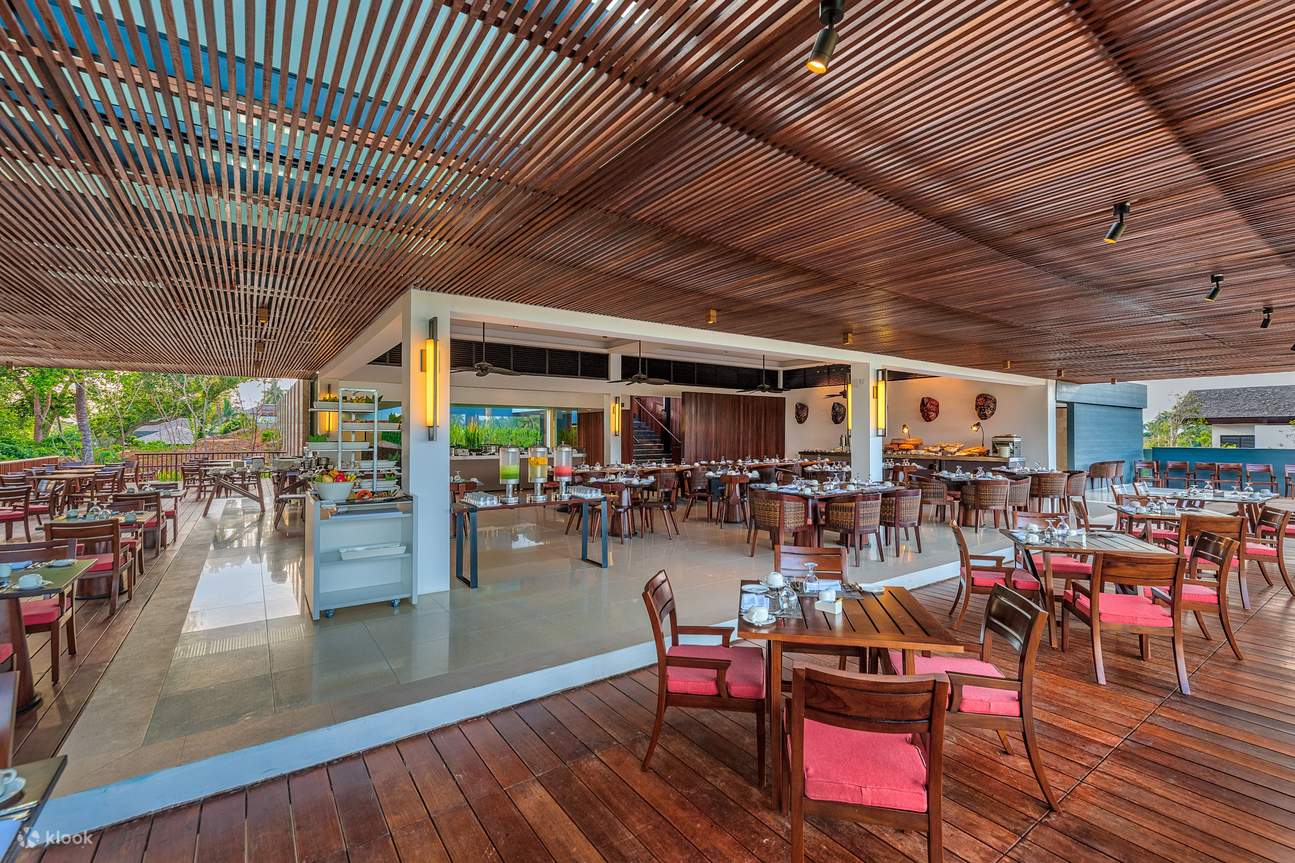 Staycation at The Residence Bintan with breakfast and snorkeling ...