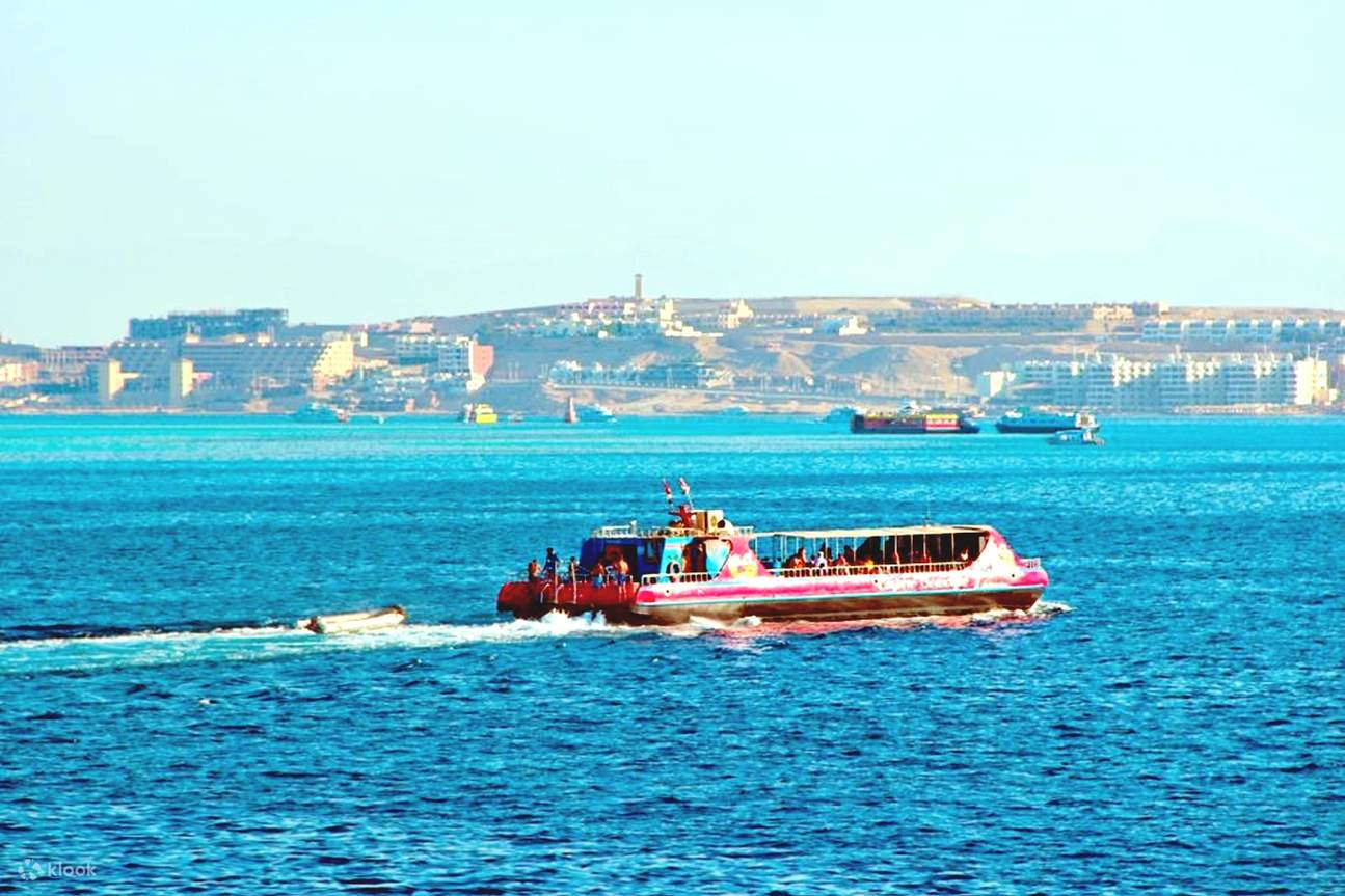 Aventura Submarina en el Mar Rojo: Semi-Submarino y Snorkel
