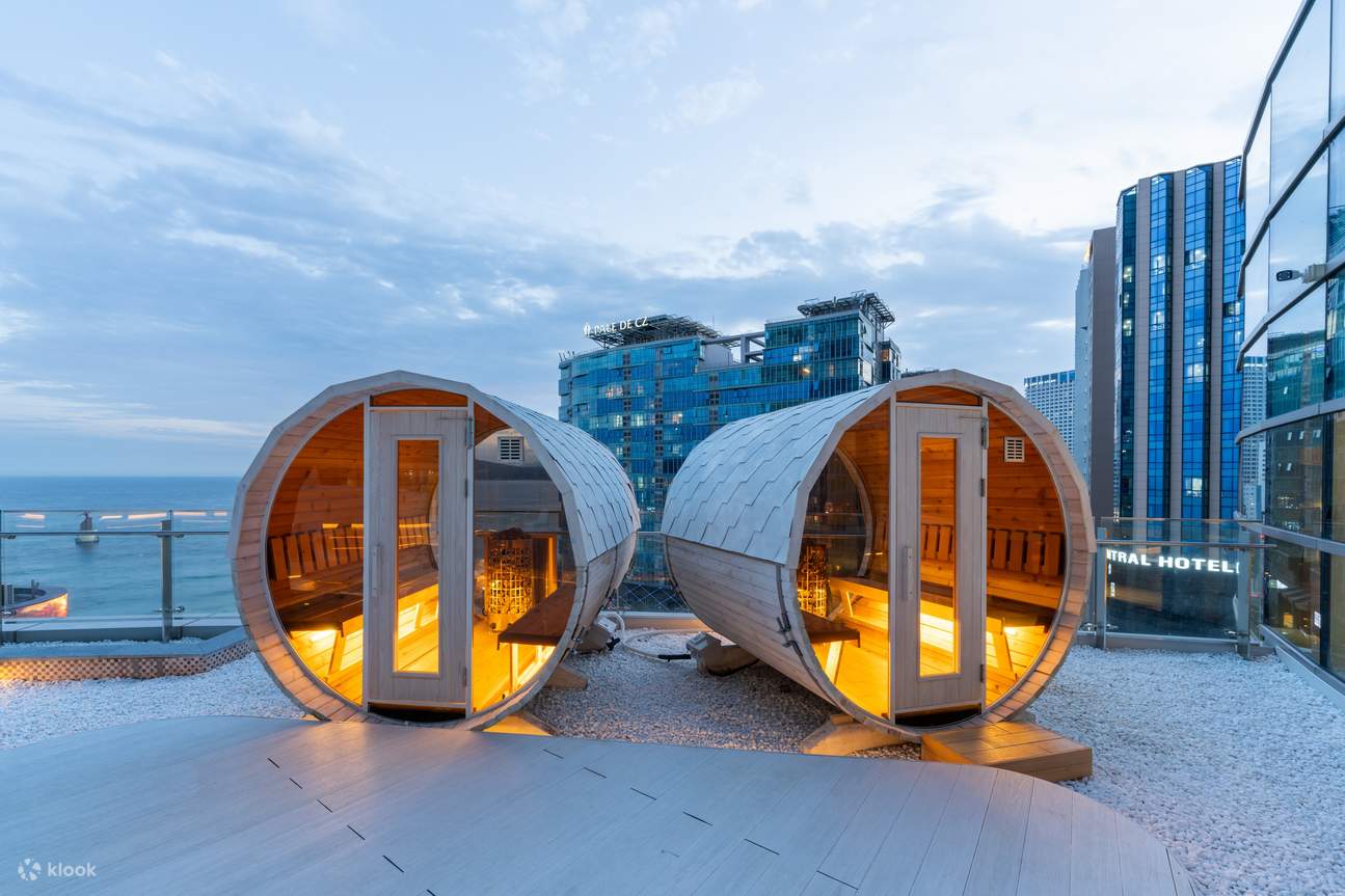 Ingresso al CLUBD OASIS Spa & Water Park a Busan