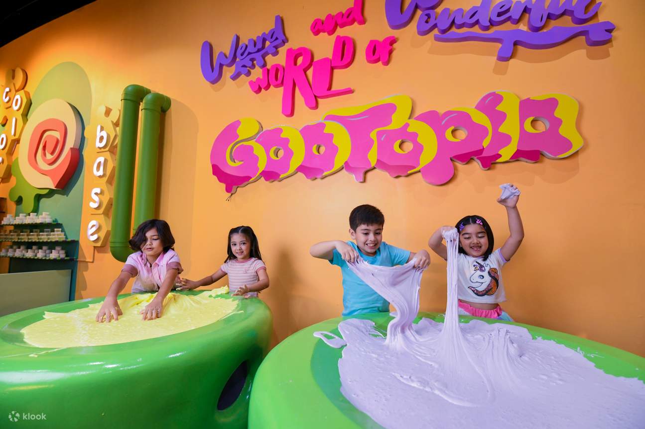 슬라임 풀 구토피아