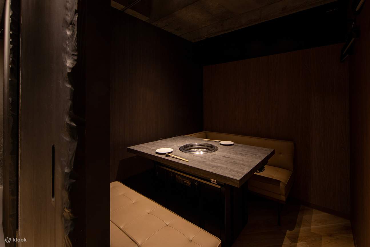 和牛焼肉 一心 （Wagyu Yakiniku Isshin）和牛烧肉 - 东京