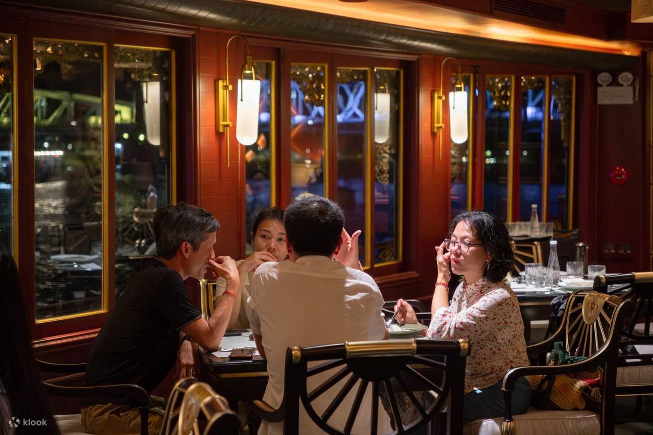 Experiencia de crucero con cena en el río Huong por Hueritage