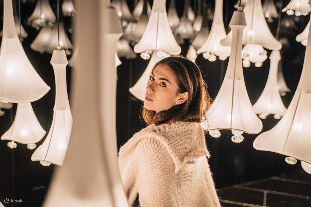 Ingresso alla Galleria d'Arte IKONO a Madrid