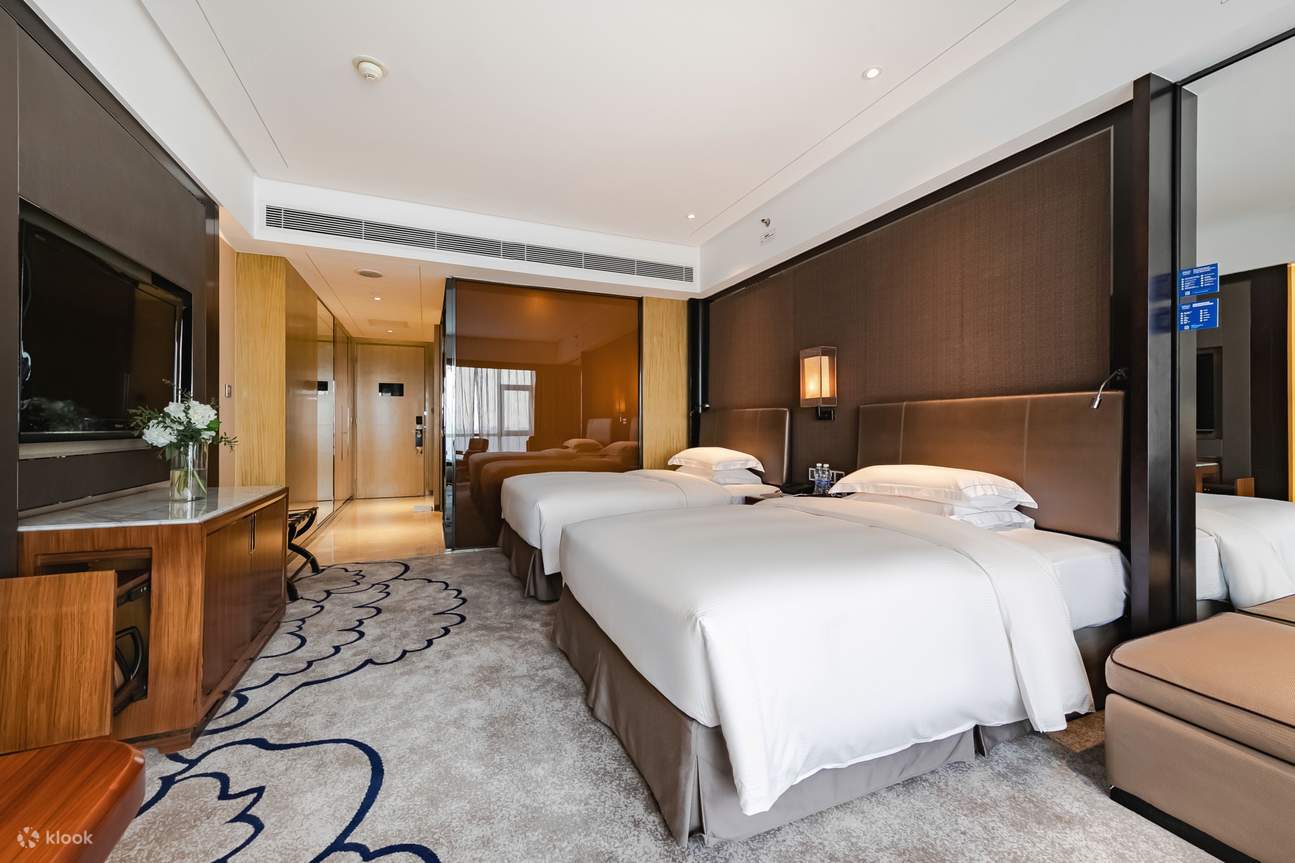 Hilton Zhongshan Downtown Hotel Accommodation Package