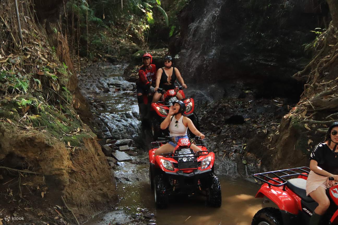 バリ・タランチュラ主催 ウブド でのATV、ブランコ、ラフティング体験 