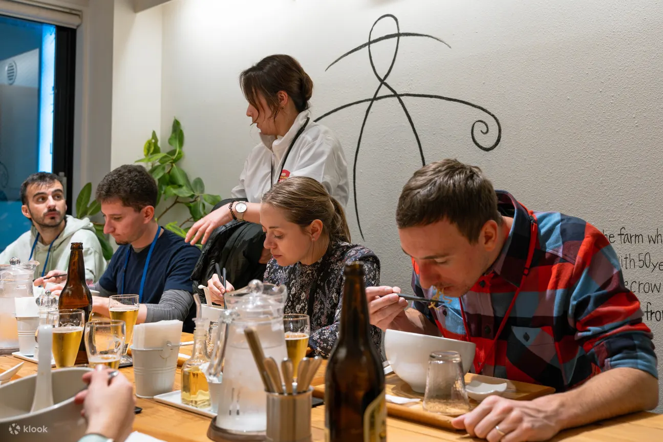 与当地酒店大师级员工一起体验东京上野美食