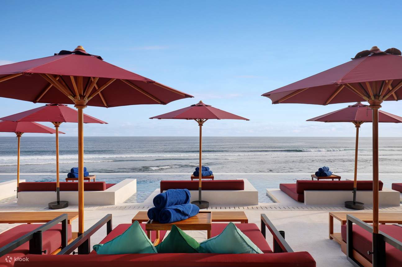 White Rock Beach Club Day Pass in Ungasan South Kuta Bali - Klook