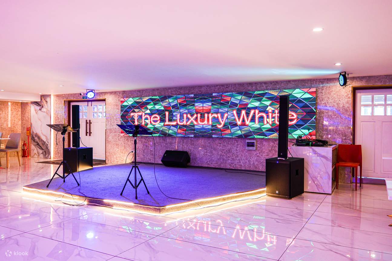 Die luxuriöse White Dinner Cruise in Bangkok