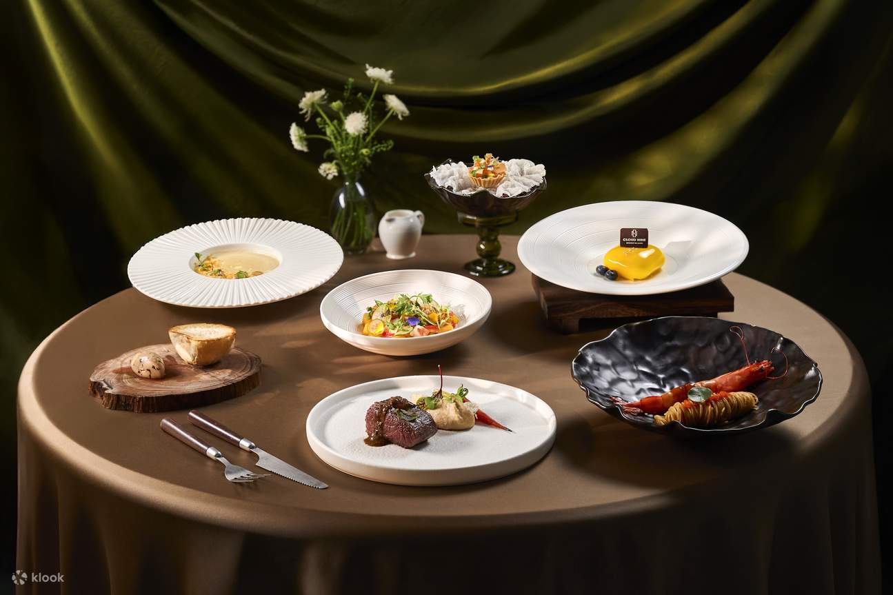 Cloud Nine Fine Dining：高空美景与越南美食