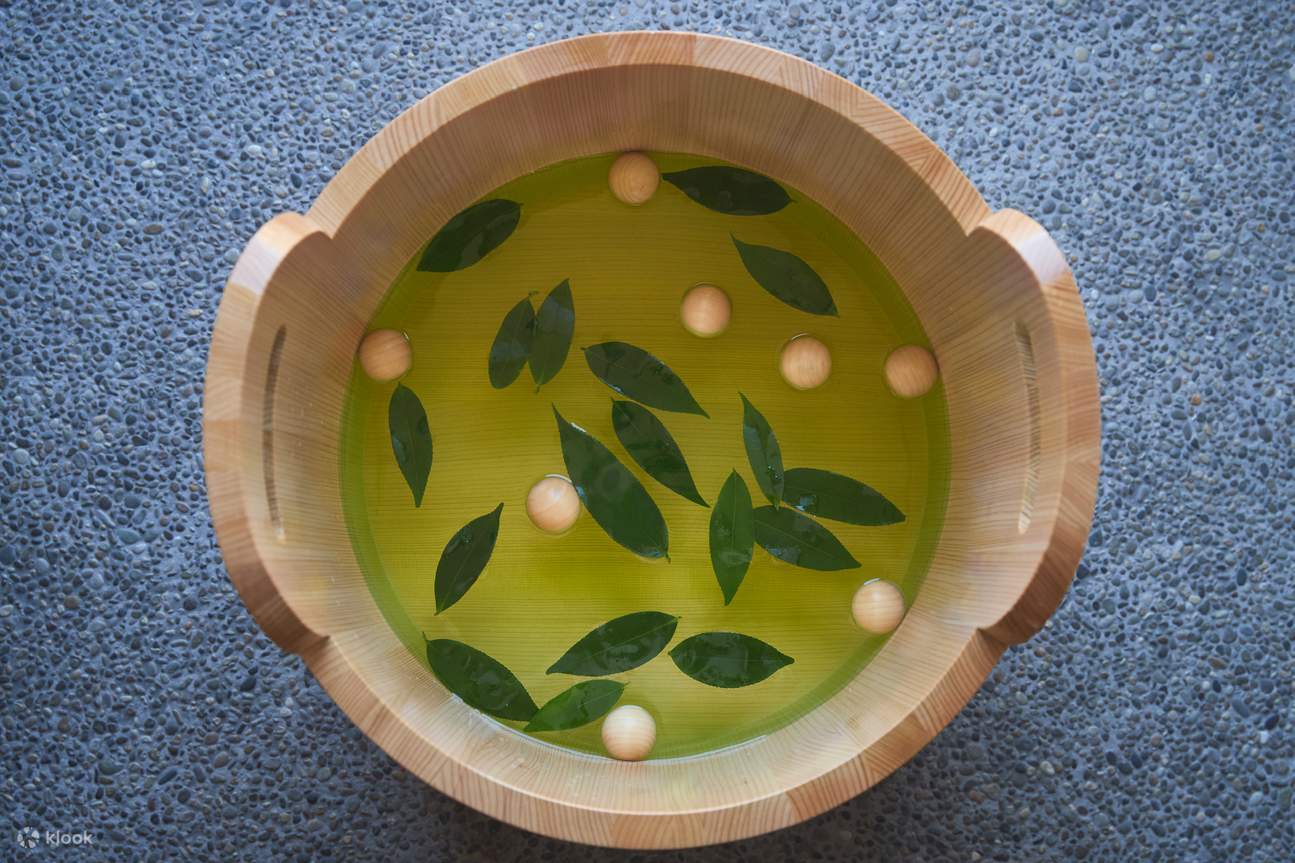 Arashiyu Foot Bath and Blissful Foot Massage Salon (Kamakura)