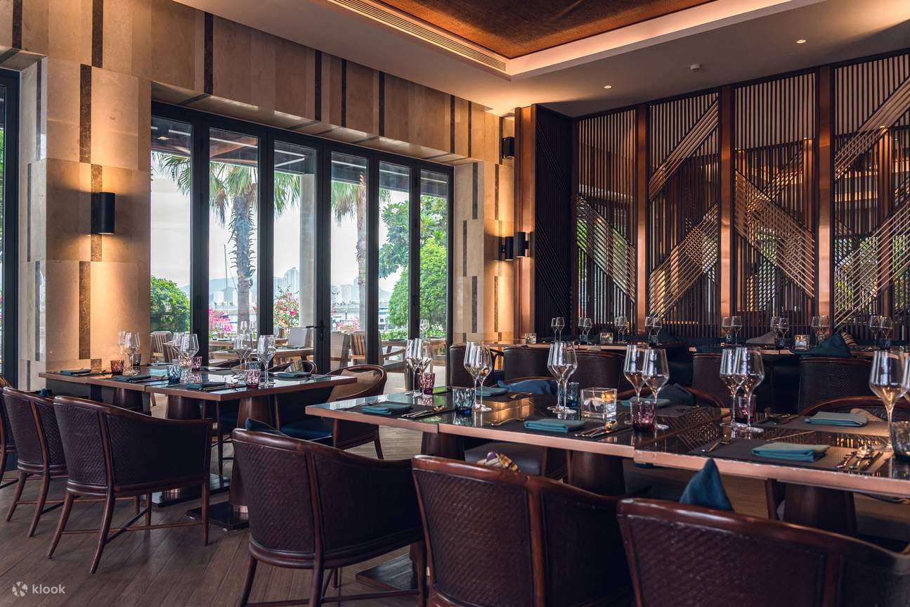 restoran dengan interior yang cantik