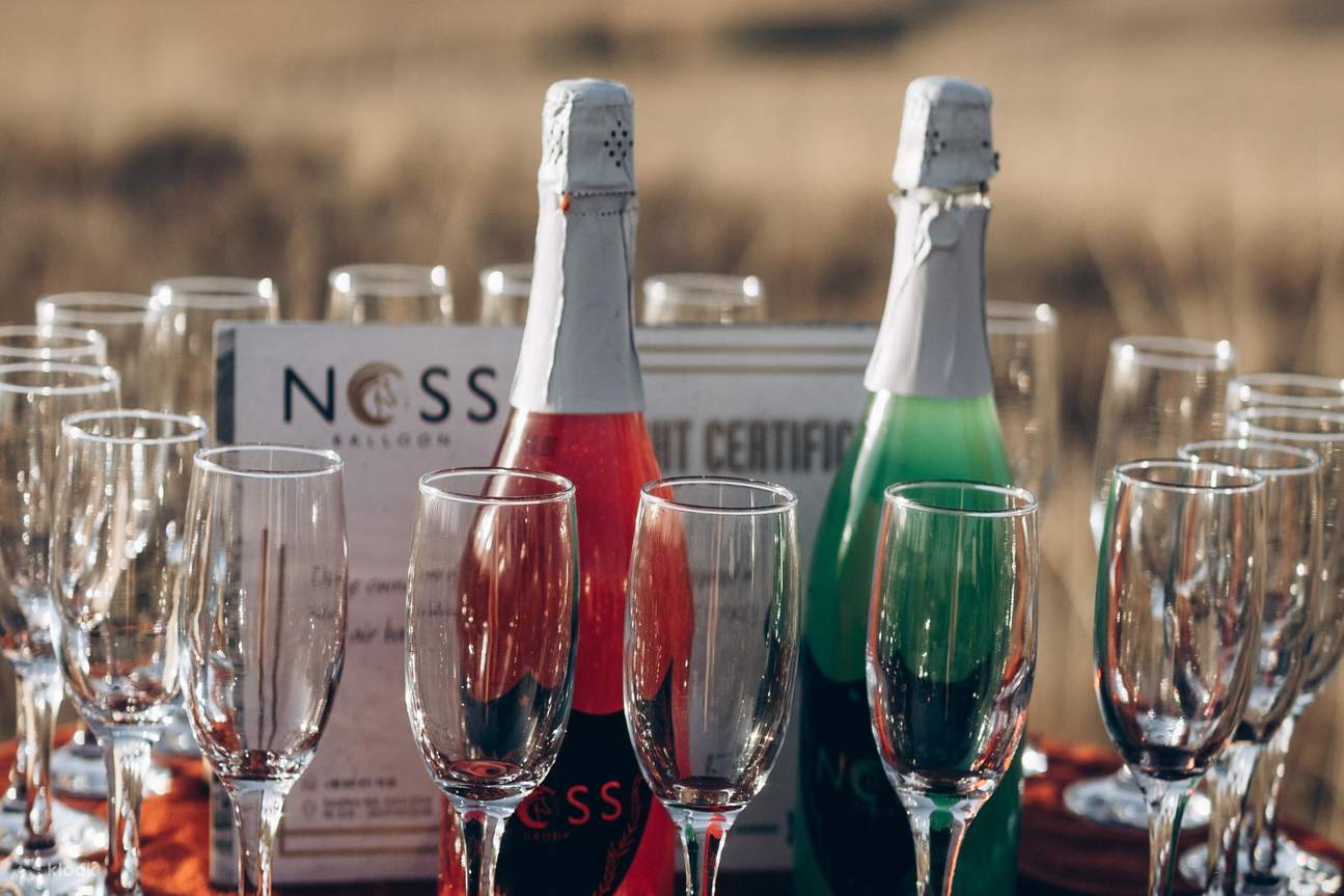 sunrise hot air balloon in cappadocia