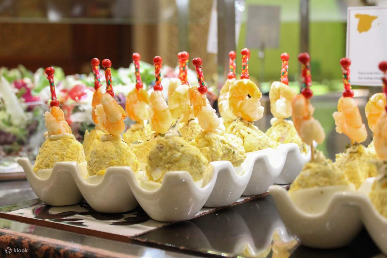 選擇享用美味的西班牙小吃，讓您大飽口福！