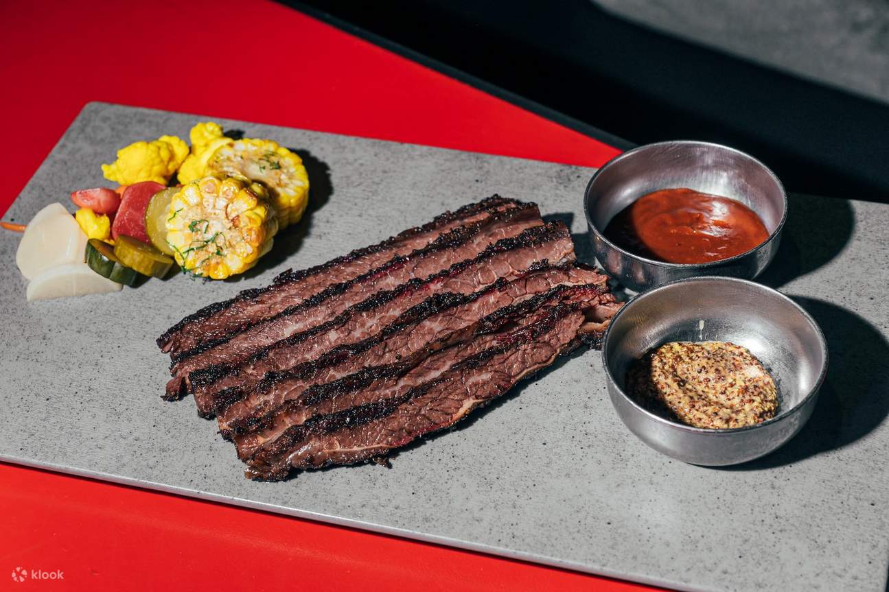 Tipsy Cow tại The Kitchen Table (W Bangkok)