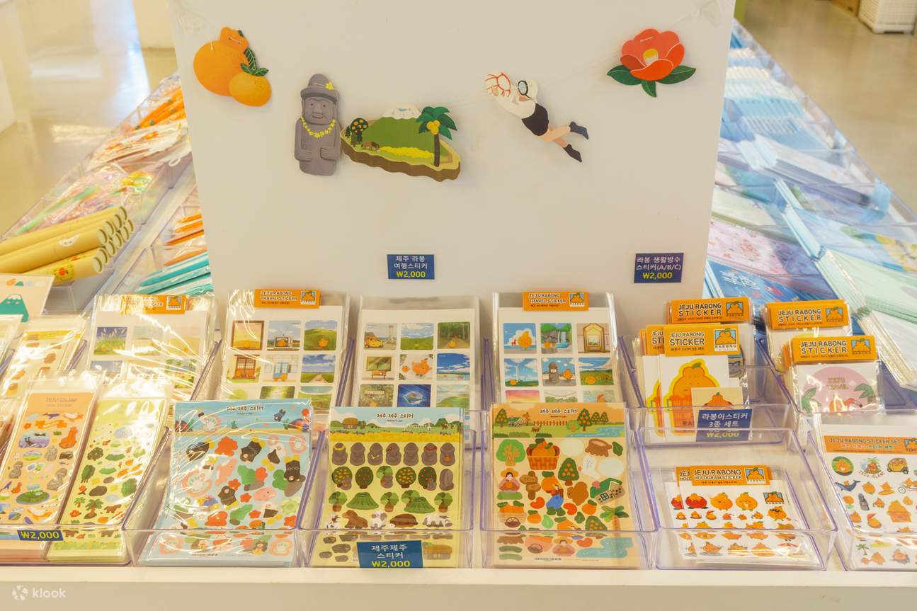 Barang-barang alat tulis yang indah menangkap esensi dari sentimen Jeju.