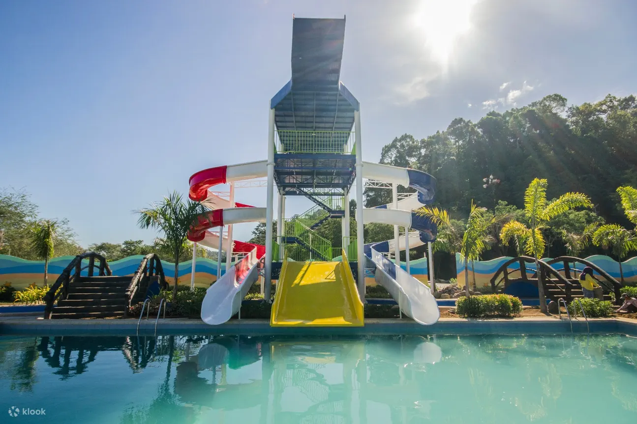 双螺旋滑梯 Adventure Beach Waterpark