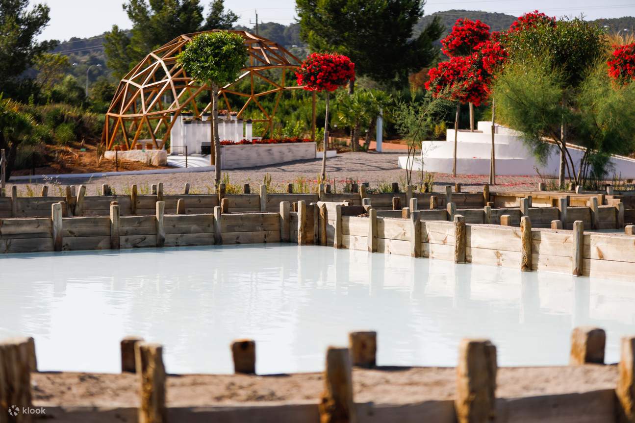 ทัวร์สวนพฤกษศาสตร์เทคโนโลยีชีวภาพ อิบิซา