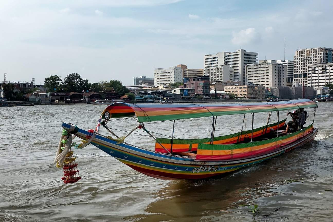 Long-tail boat on Chao Phraya river