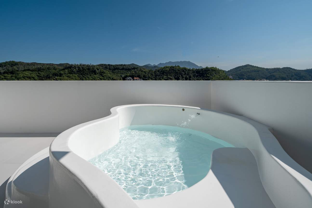 Chambre Double avec Vue Latérale sur la Mer, Bâtiment K·K101