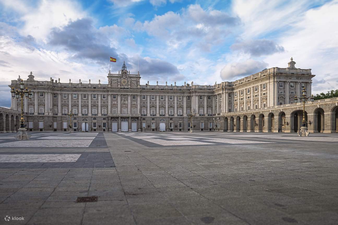 Royal Palace of Madrid Ticket (Fast Track) Klook