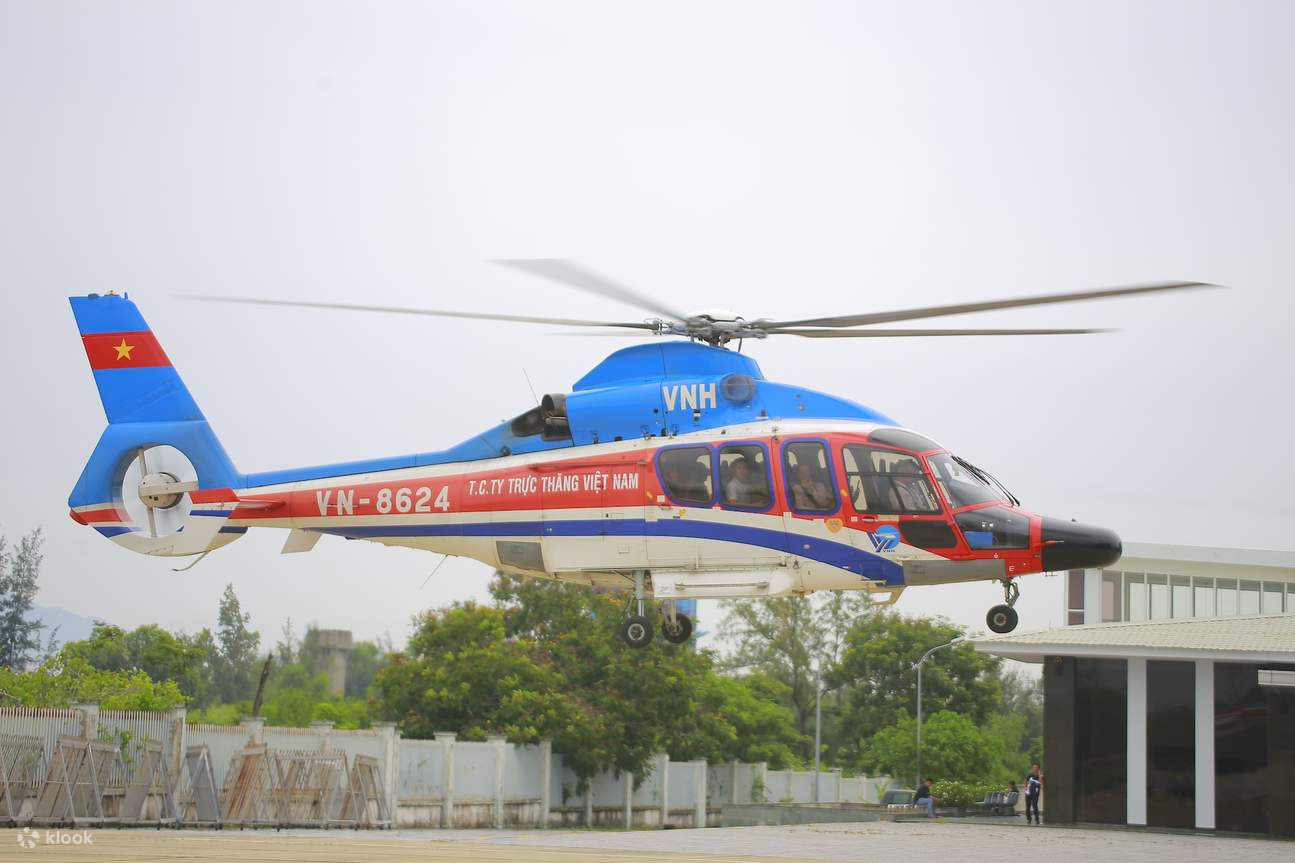 Pengalaman Menaiki Helikopter di Da Nang