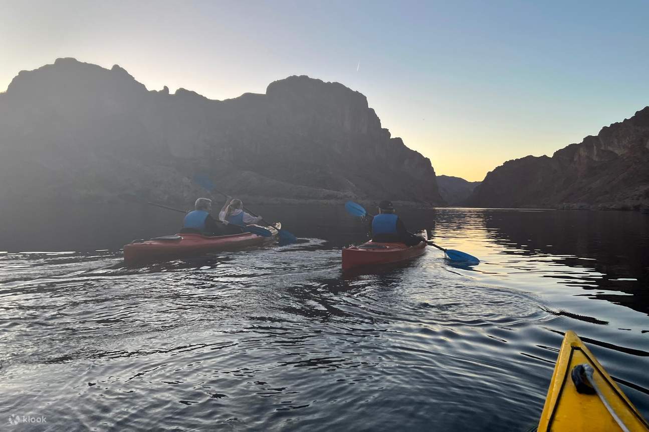 Moonlight Kayak Tour from Las Vegas with Shuttle Klook