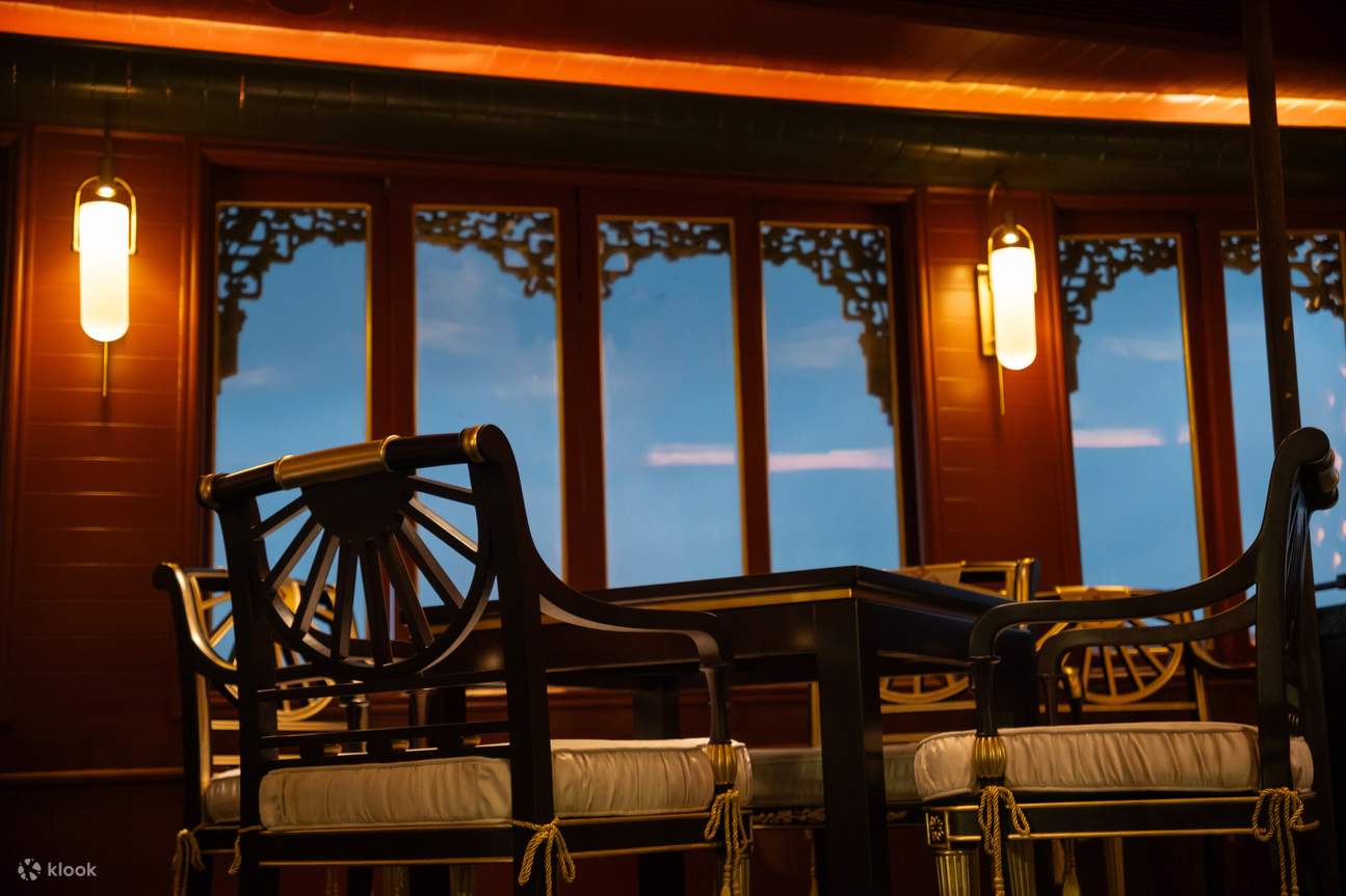 Experiencia de crucero con cena en el río Huong por Hueritage
