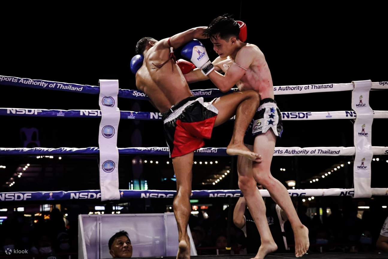 Sân vận động quyền anh Khao Lak Muay Thái