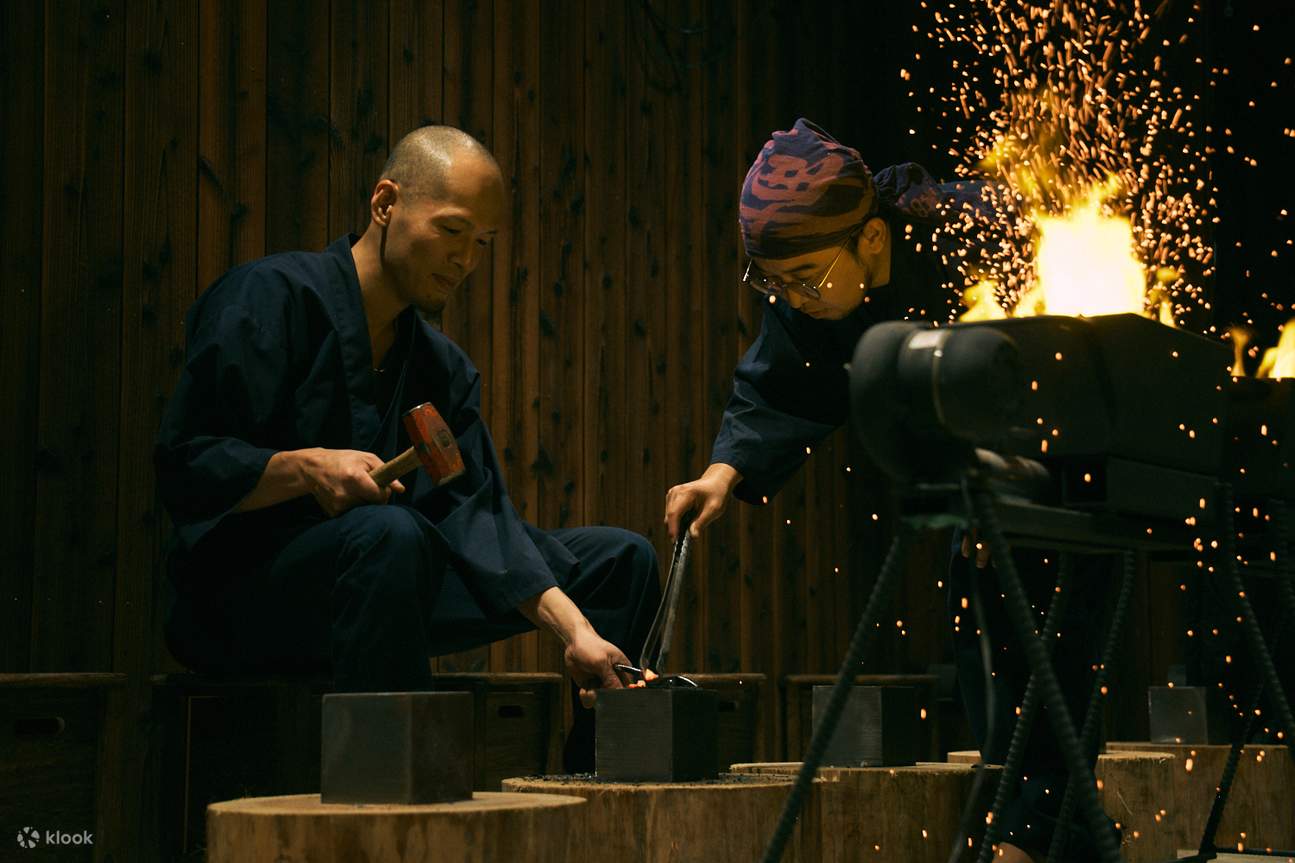 Clase de fabricación de armas ninja en una mansión histórica en Kioto